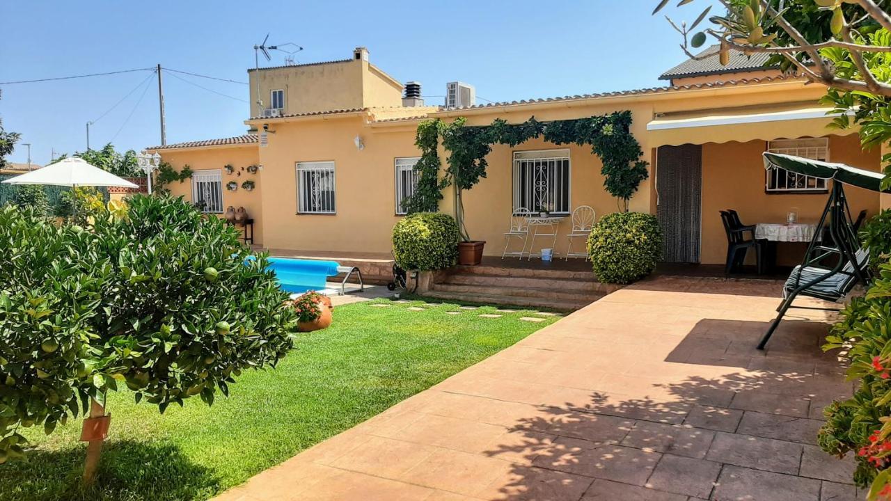 Chalet Vacacional Con Piscina Privada Y Barbacoa Таррагона Екстер'єр фото