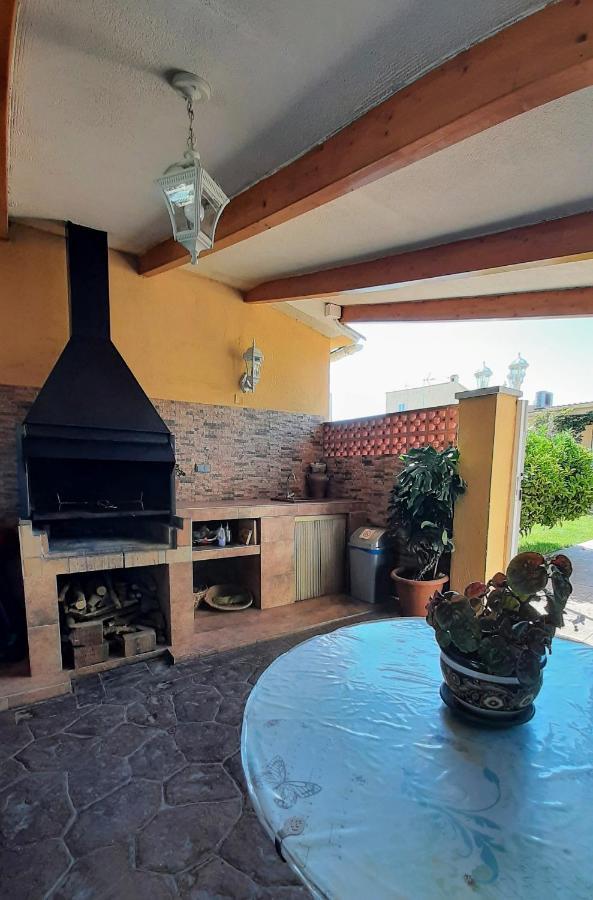 Chalet Vacacional Con Piscina Privada Y Barbacoa Таррагона Екстер'єр фото